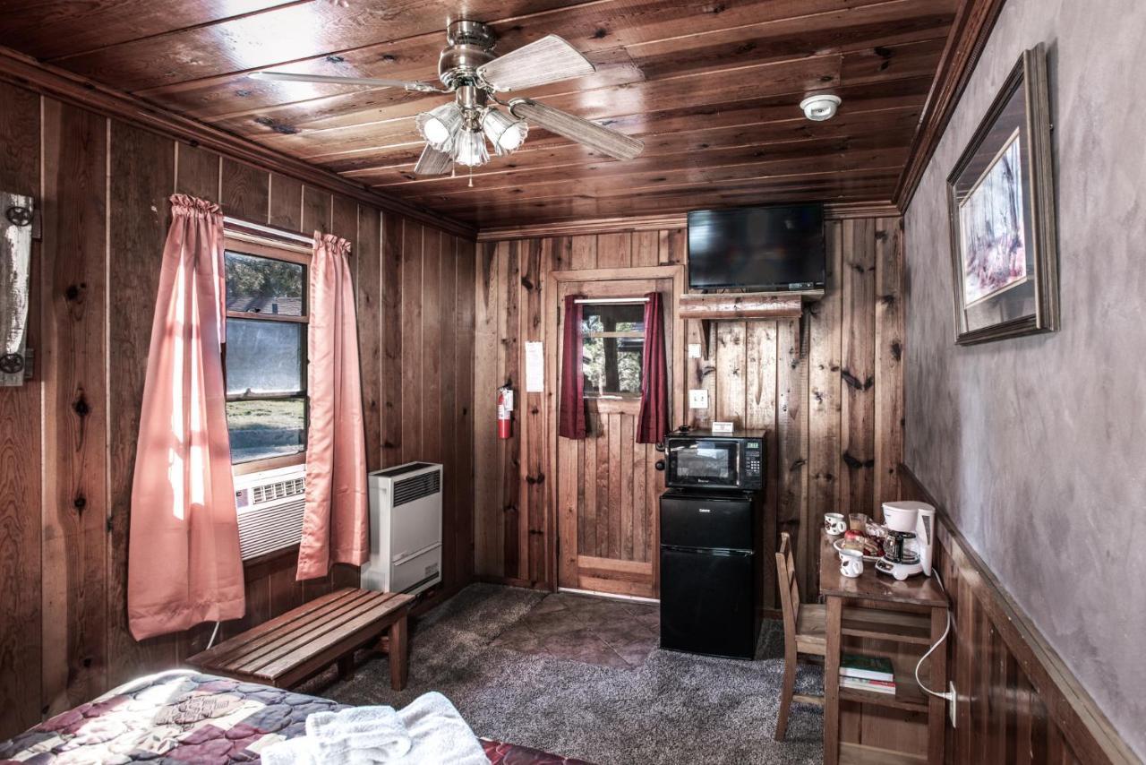 Apache Village 7, Queen Bed, Midtown, Sleeps 2 Ruidoso Esterno foto