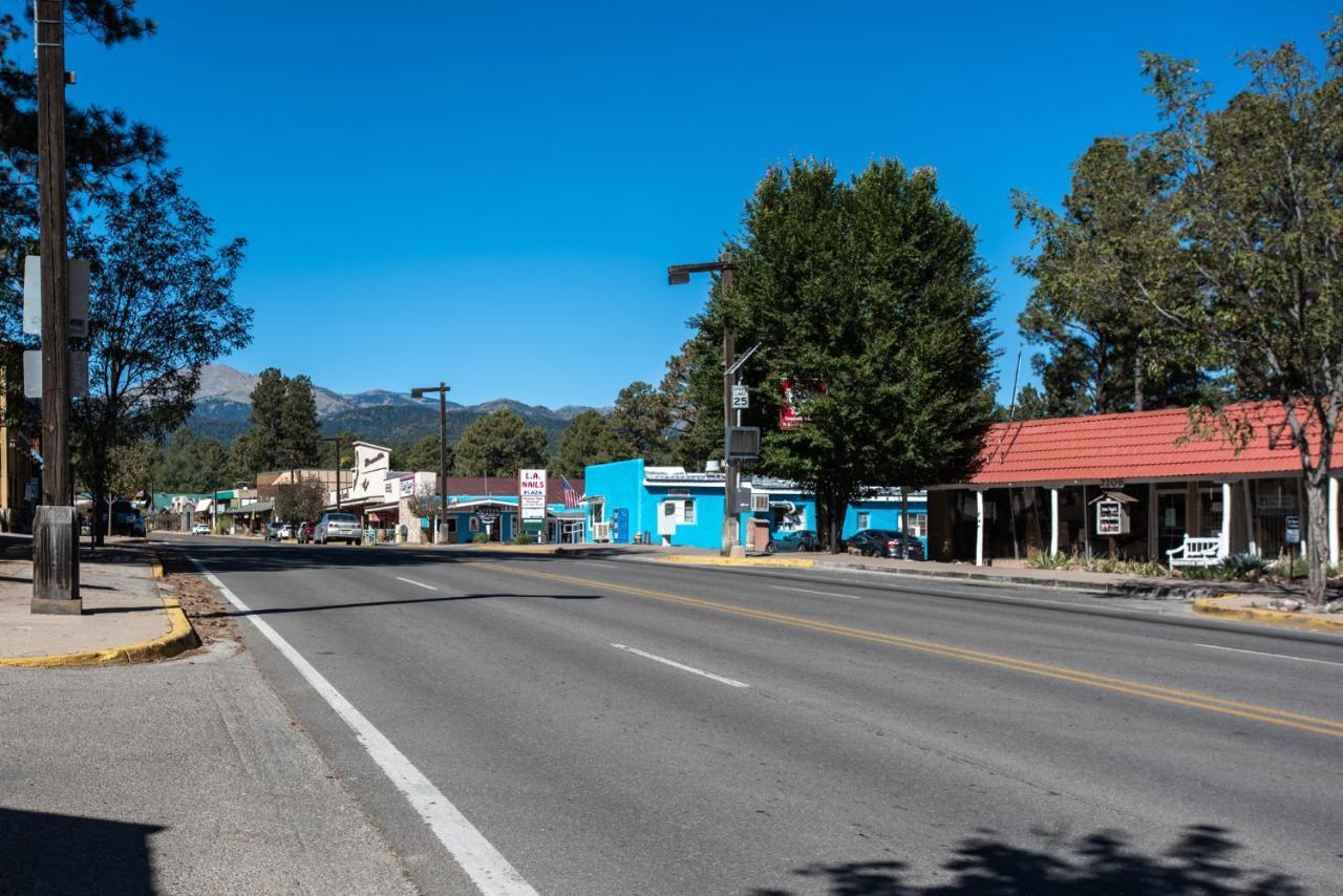 Apache Village 7, Queen Bed, Midtown, Sleeps 2 Ruidoso Esterno foto